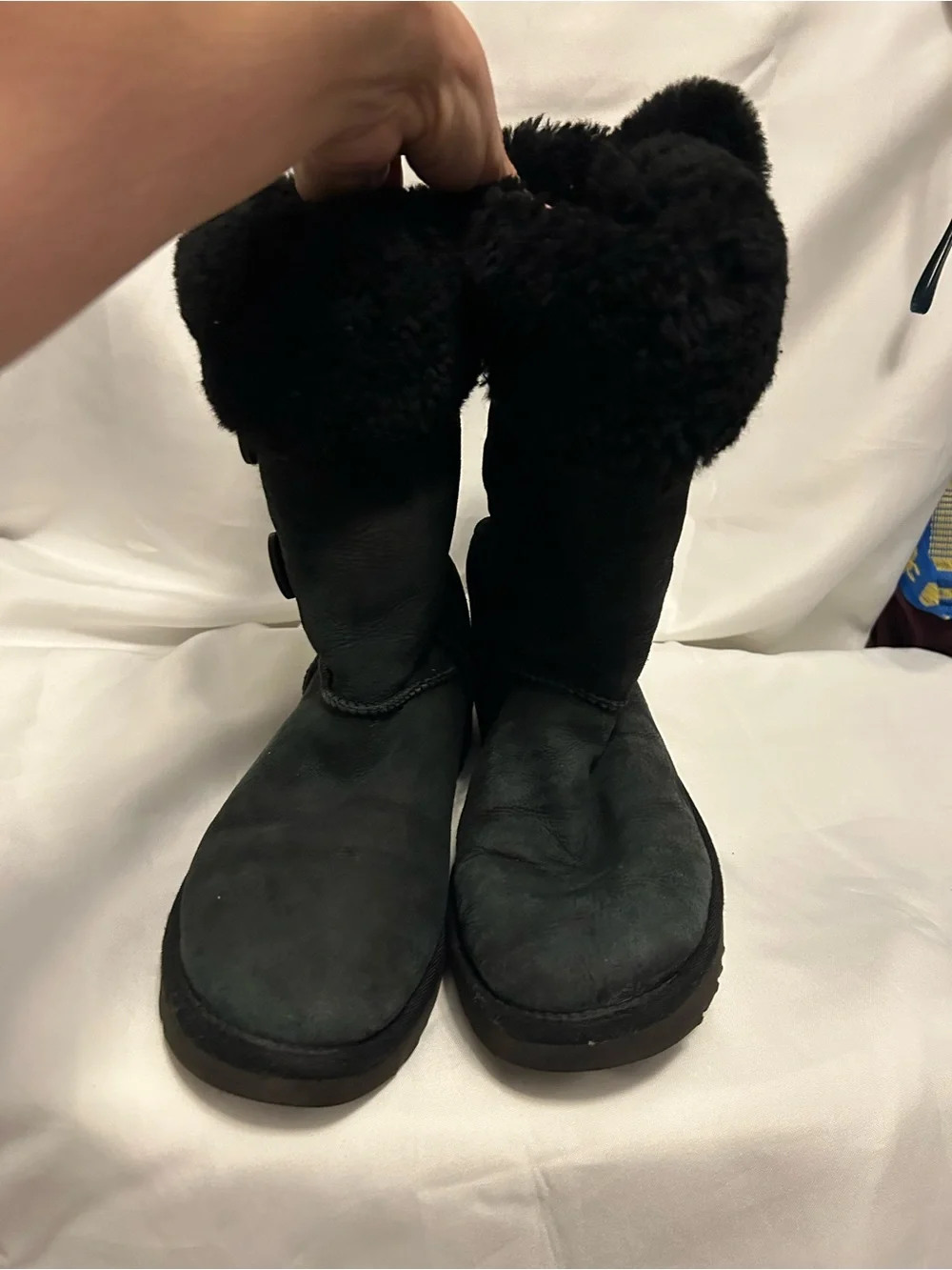 UGG cozy black